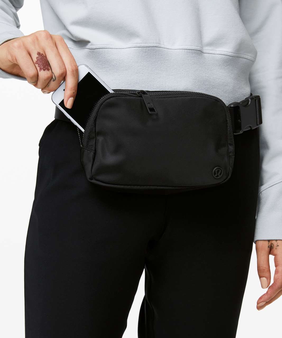 LuIuIemon Everywhere Belt Bag Black 1L - Clearance Sale